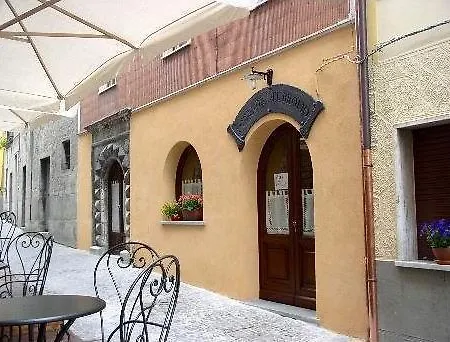 Hotell La Del Brolio *